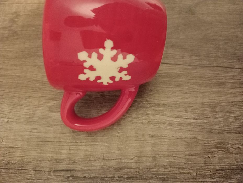 2 New Cups441944640461230082