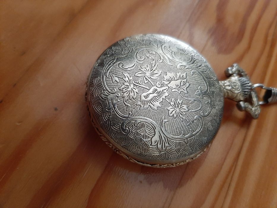 Relógio de bolso Diplomate c/ corrente
