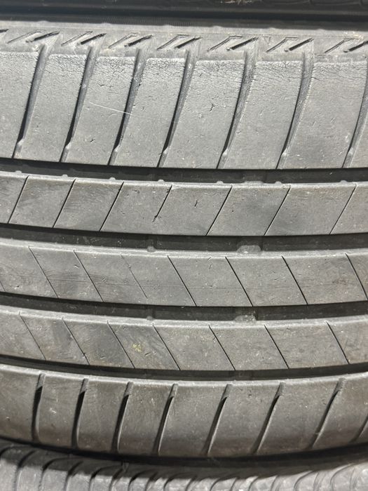 Pneus 225/45/17 BRIDGESTONE Turanza T005
