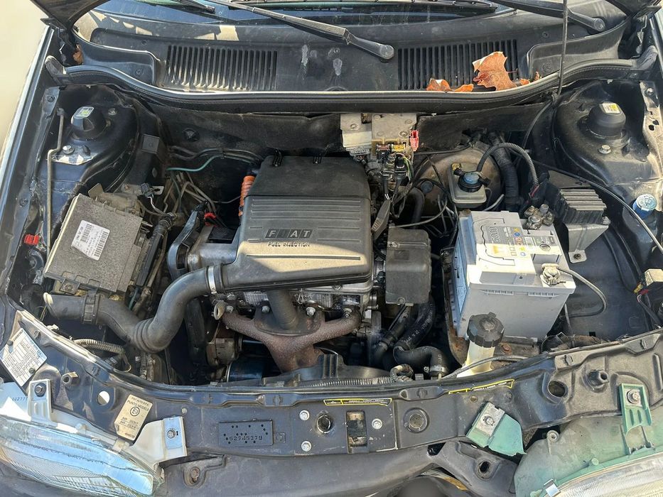 Fiat Punto 55 1.1 Ref Motor 176A6000 de 1994 para peças