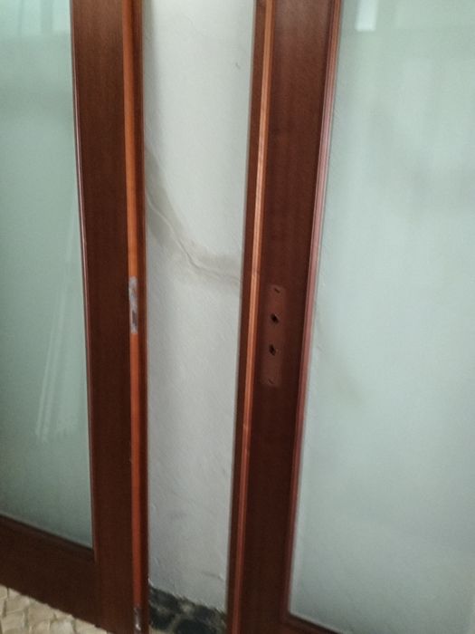 2 portas maciças jatobá com vidro fusco