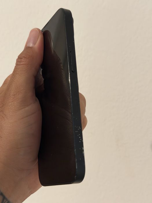 Vende-se iPhone 14