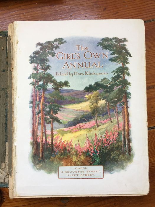 The girls own annual volume 38 Hardcover 1 Jan 1917 by Flora Klickmann