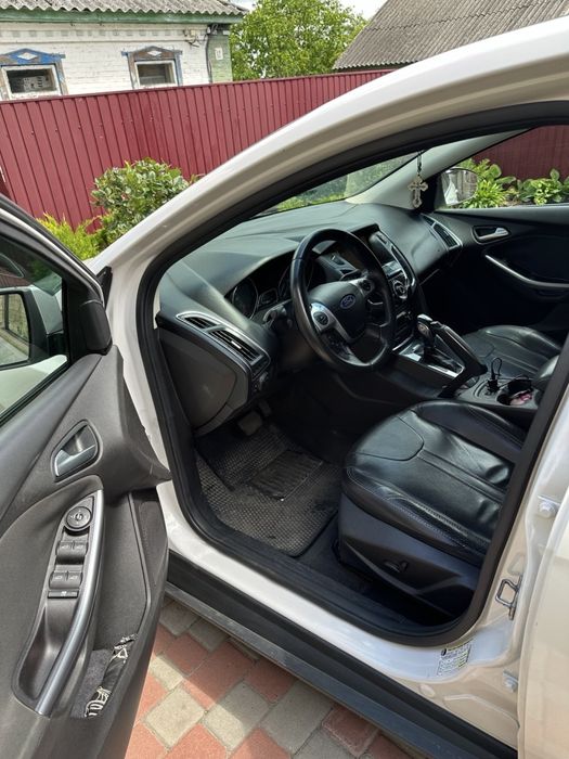 Ford focus titanium 2012 2л бензин 180т.км пробігу
