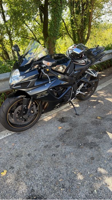 Suzuki GSX-R 750 K7