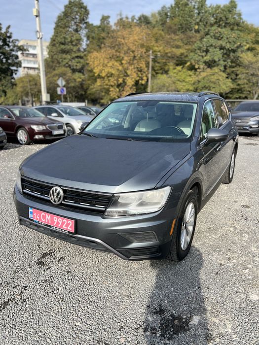 Volkswagen Tiguan 2.0 бензин Фольцваген тігуан