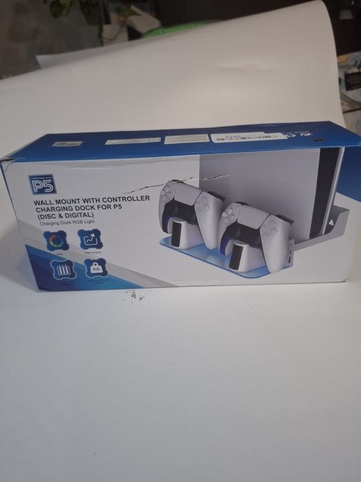 Stacja ładująca  PS5 wersja disco i Digital