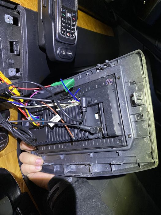 Продам андроїд магнітолу. Підходить до Pasat b6-b7