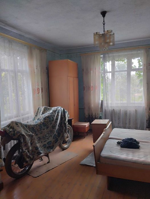 Продається будинок за 10 км від Тернополя в с. Буцнів