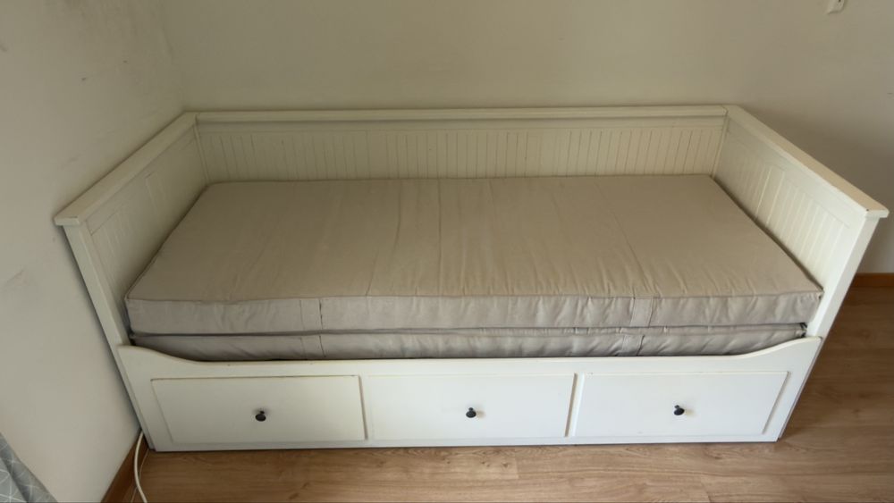 Cama branca IKEA HEMNES  80x200 cm