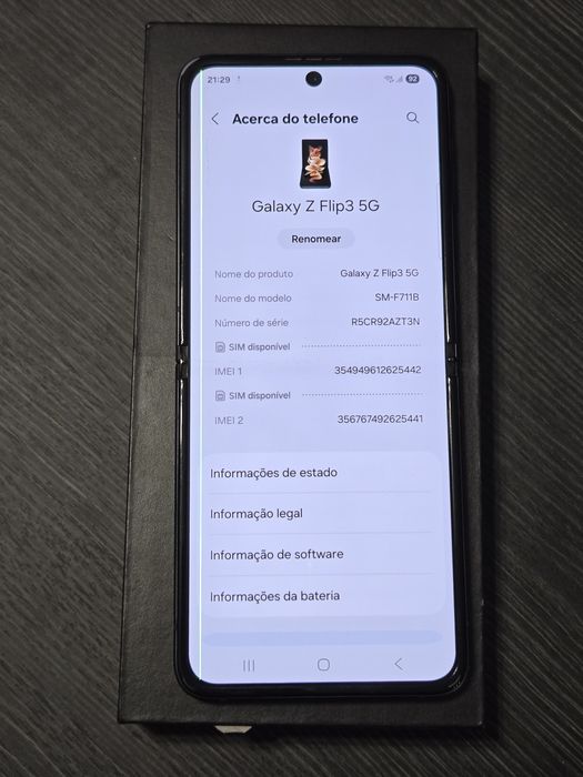 Samsung Galaxy Z Flip 3