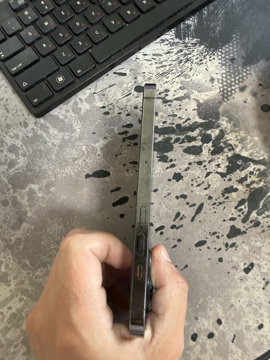 Продам Iphone 13 pro. Есть чек