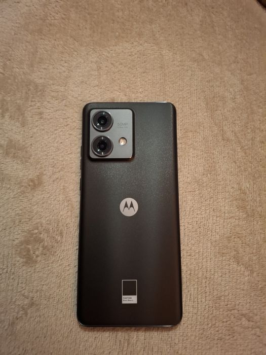 Motorola edge 40 neo  huawei band 7