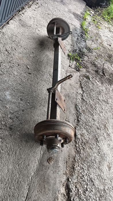 Eixo de reboque Herculano