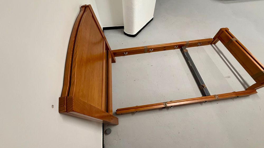 Vendo Cama Solteiro – Com Colchão Incluído!