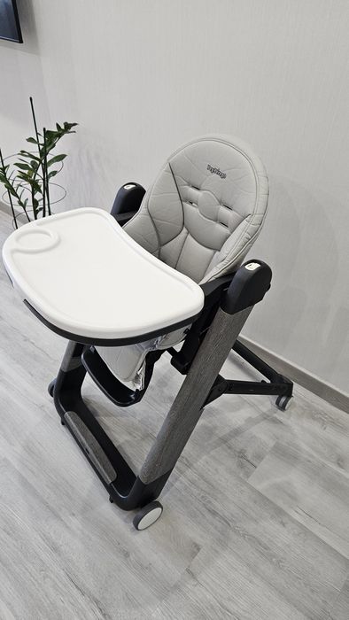 Дитячий стілець Peg-Perego Siesta