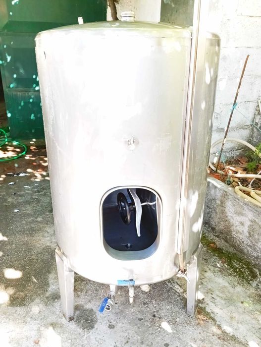 INOX | Cuba 500L | Ótimo Estado | Usada em Produção Artesanal de Vinho