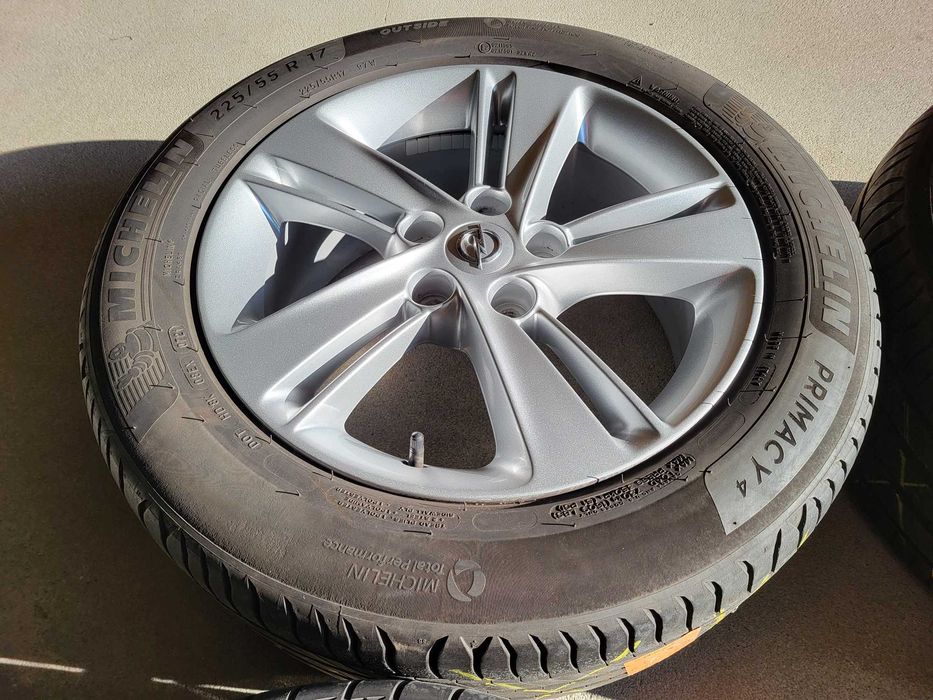 [L19] Koła letnie 17 Cali 5x115 Michelin 225/55/17 Opel Insignia B