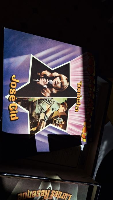 Colectâneas de musica popular portuguesa.