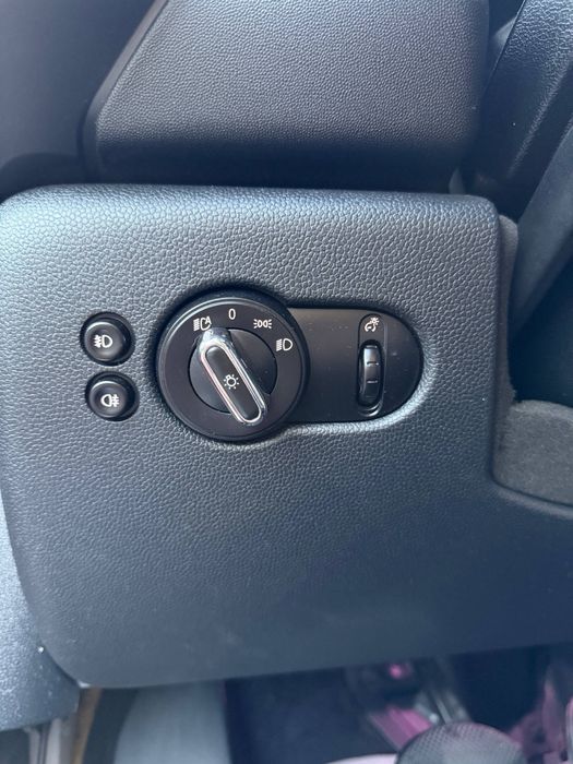 MINI Cooper F56 2014 1.5 червоний