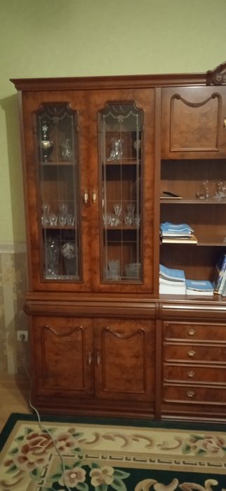 Стенка в гостиную (Испания)