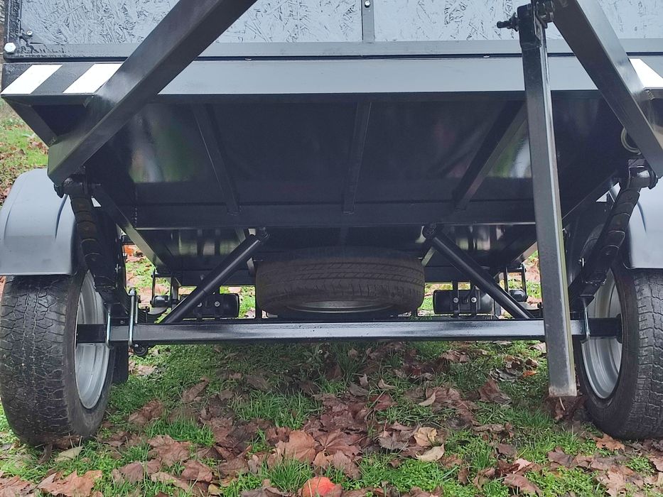 Прицеп легковой автомобильный