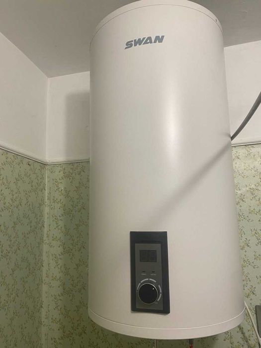 Бойлер для нагріву води Swan