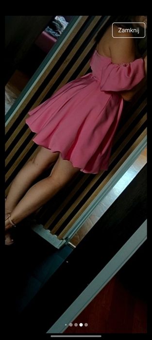 Sukienka weselna z bufiastymi rękawkami