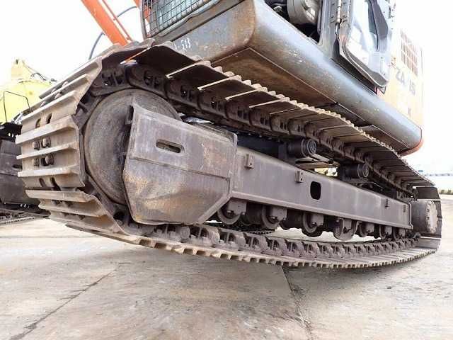 Экскаватор гусеничный Hitachi ZX225USRK.