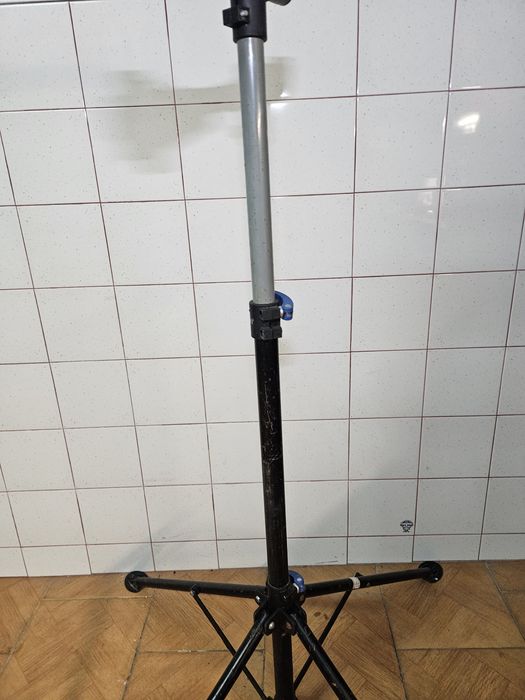 Suporte tripé cavalete manutencao bicicleta