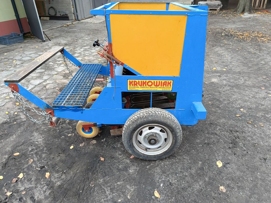 Sadzarka do cebuli dymki