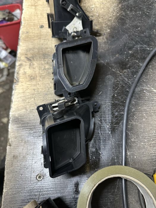 Воздуховод в торпедо дефлектор Mercedes Sprinter 2000-2006