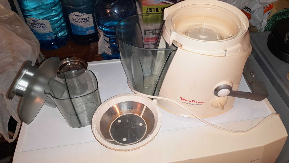 Соковыжималка Мулинекс Moulinex BKA-1 Соковитискач