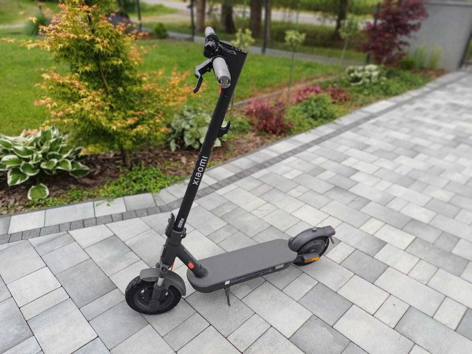 Xiaomi Electric Scooter 5, przebieg 1928 km, na gwarancji