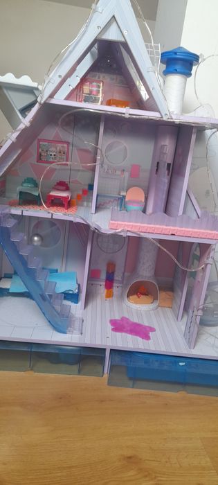 Casa de brinquedos das lol's