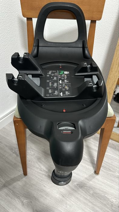 Ovinho + Isofix praticamente novo
