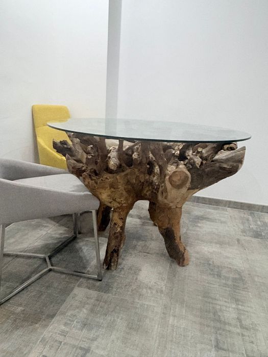 Vendo Mesa  de sala ou exterior