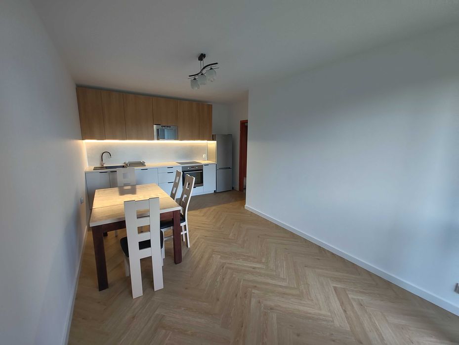 Świeżo wyremontowane 3 pokoje | 46 m² | Balkon | Parking | Spokojna okolica | Oleśnica