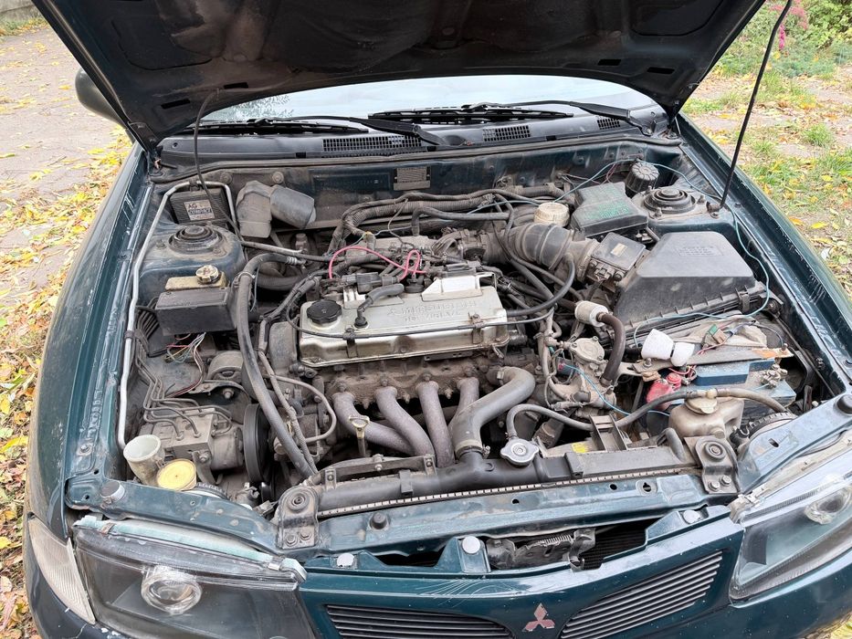 Mitsubishi Carisma 1.6 переоформлення