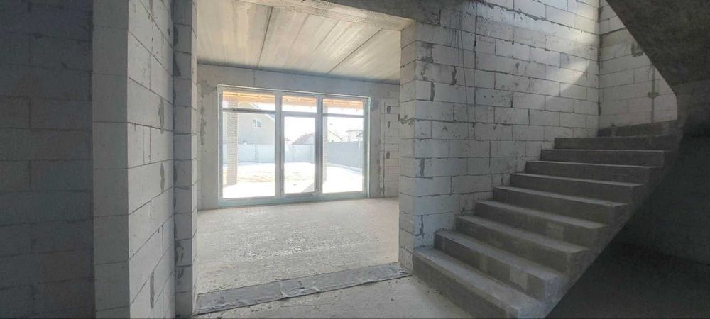 Нові Петрівці, сучасний будинок  134 кв.м