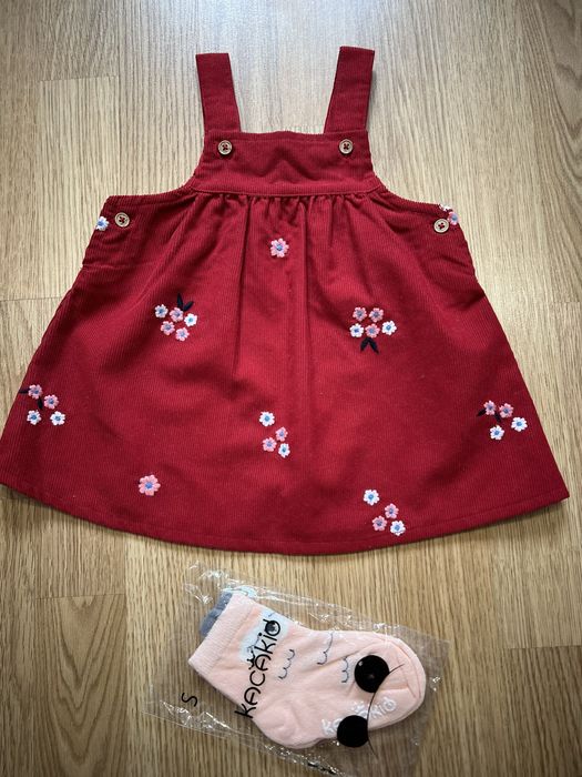 Подарую сарафан та нову пару шкарпеток) читайте опис