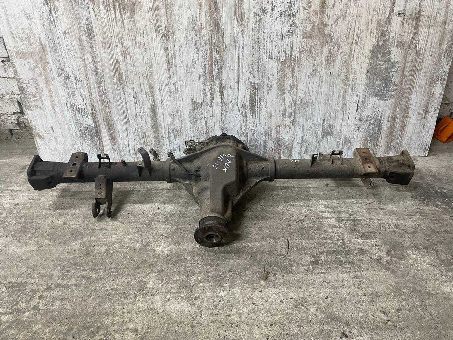 Задній міст задний мост з блокуванням 46/13 Нісан Nissan Navara D40