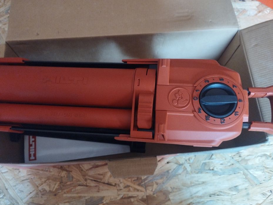 Pistola de bucha química Hilti HD500-A22