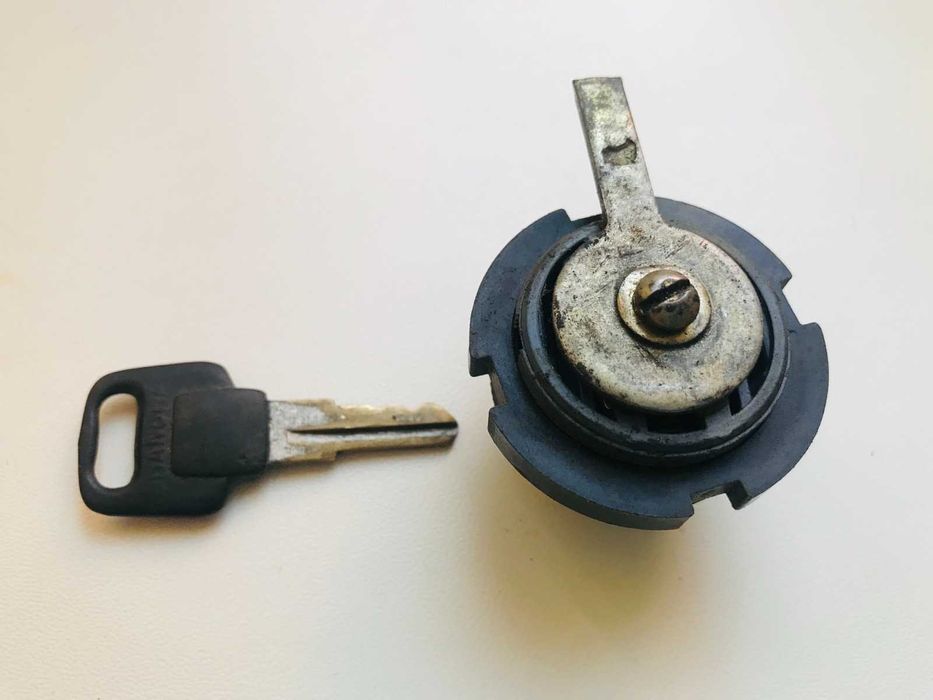 Замок с ключиком