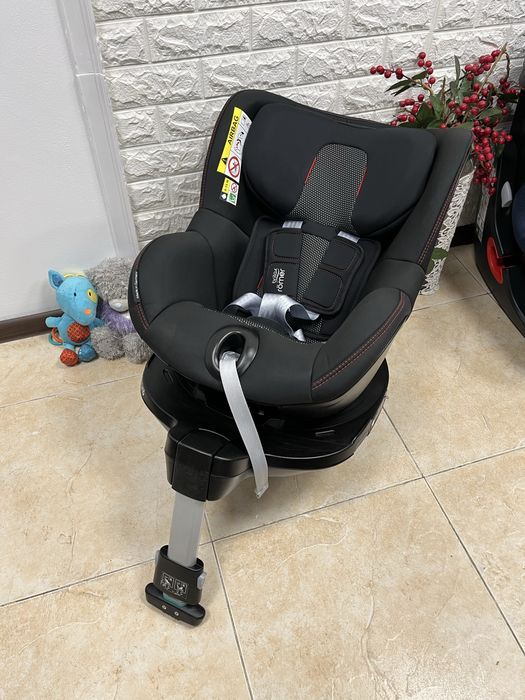 Автокрісло Britax Römer DUALFIX M i-SIZE Група 0+/1 (0-18 кг) бритакс
