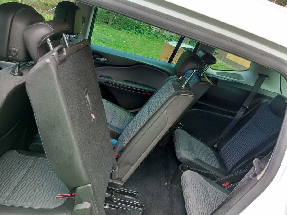 Opel Zafira Tourer Cosmo 2.0 CDTI  | 165 KM | 7 os. | Pełna historia serwisowa