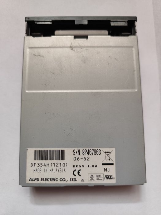 Компьютерные запчасти привод для дискет