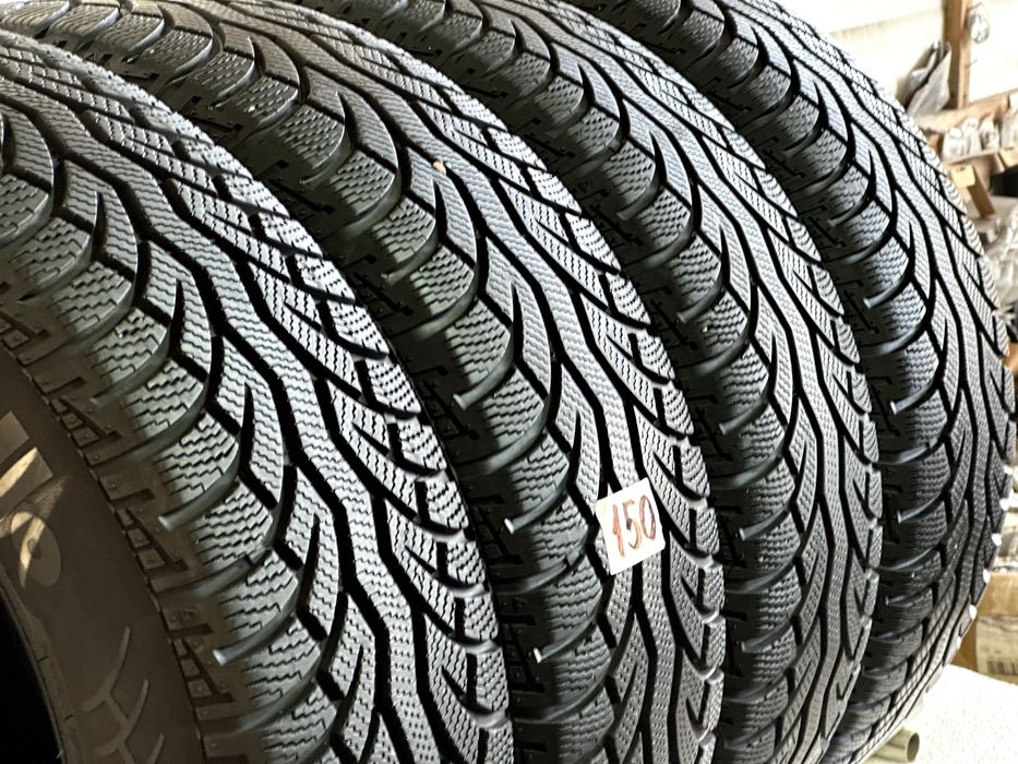 235/65 R17 Apollo Apterra