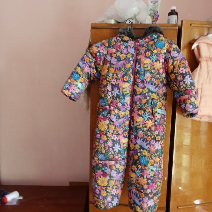 зимовий комбінезон на дівчинку