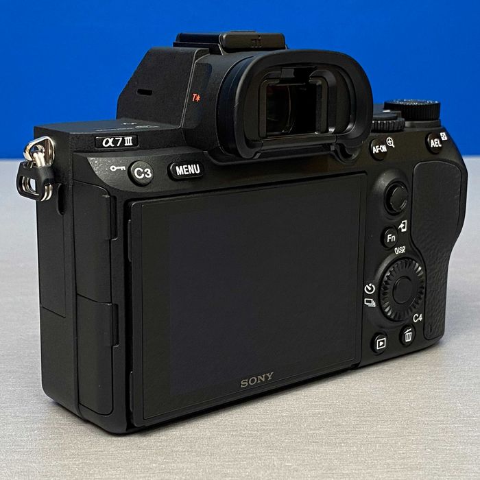 Sony Alpha A7 III (Corpo) - 24.2MP | 3 ANOS DE GARANTIA
